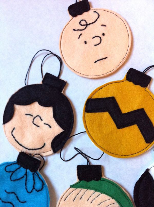 χριστουγεννιάτικα στολίδια Charlie Brown