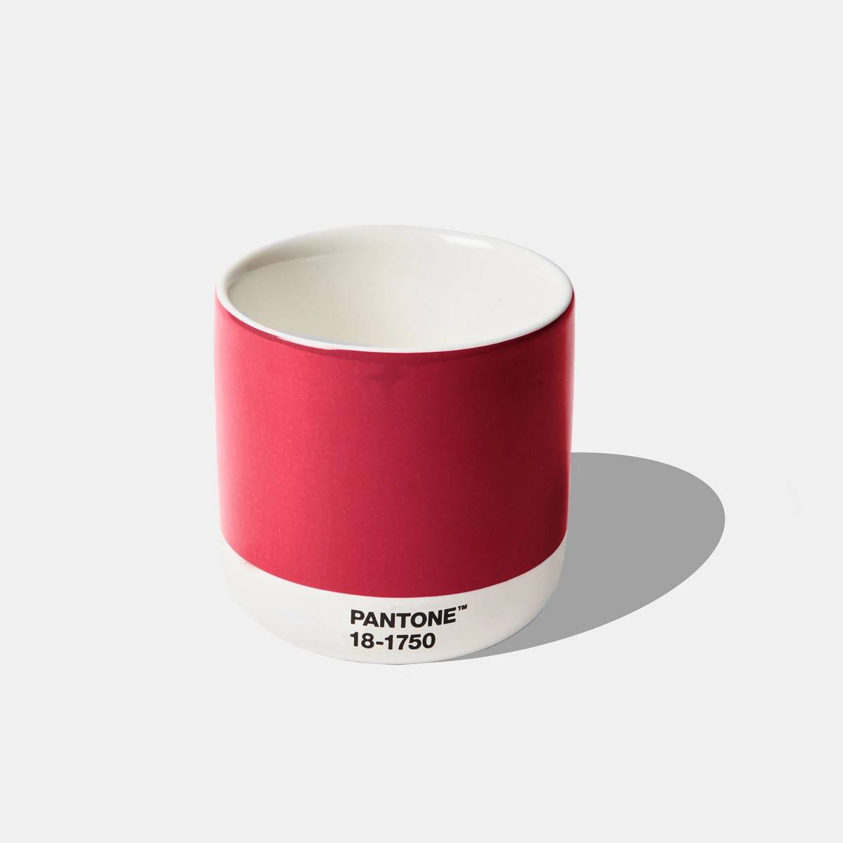 Viva Magenta της Pantone - το Χρώμα της Χρονιάς για το 2023. Κούπα Pantone