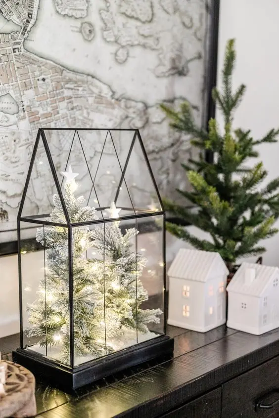Χριστουγεννιάτικη διακόσμηση terrarium