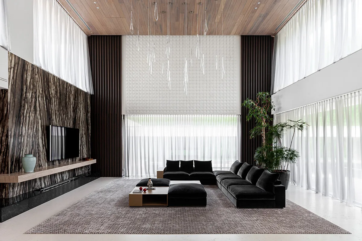 Διακόσμηση μαύρου σαλονιού