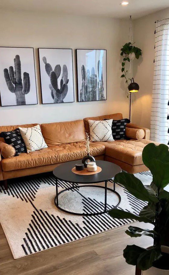 Καφέ δερμάτινος καναπές