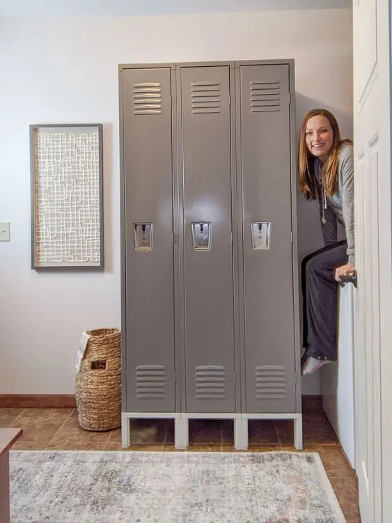 Locker στο σπίτι